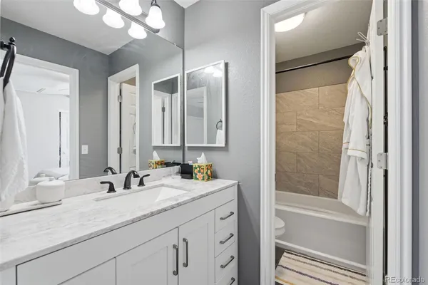 $3,800 | 5127 South Malaya Court, Centennial, CO 80015