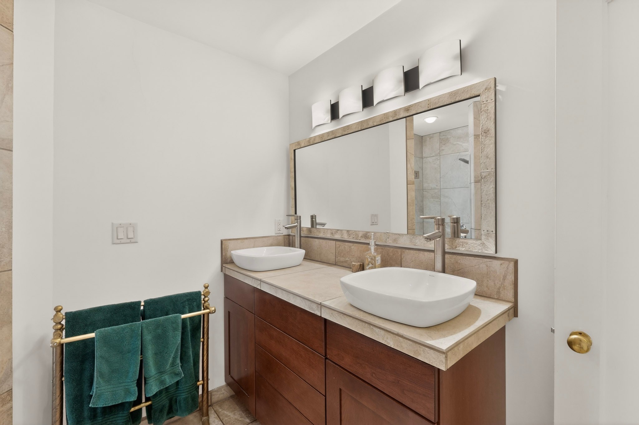 1064 Bishops Lodge Road Santa Fe, NM 87501 - Photo 24 of 40