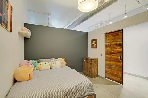 $319,900 | 250 Park Avenue, Unit 305, Minneapolis, MN 55415