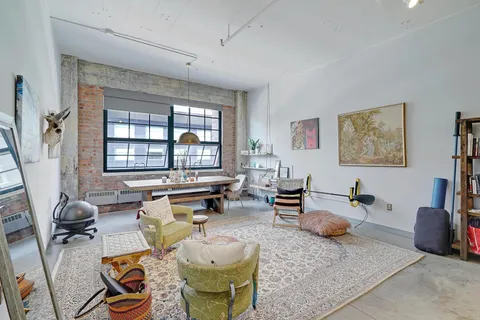 $319,900 | 250 Park Avenue, Unit 305, Minneapolis, MN 55415