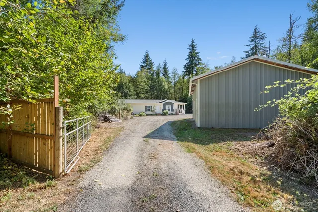 $570,000 | 22010 Summers Road, Centralia, WA 98531