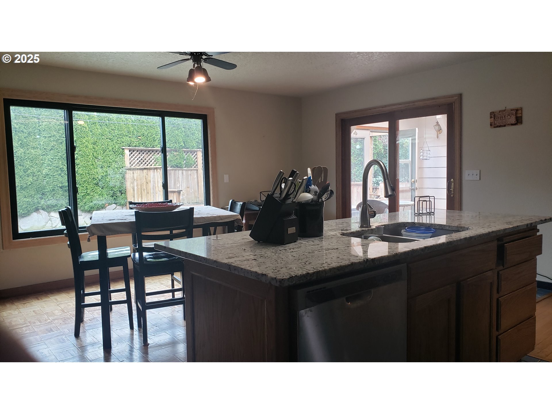 1026 Southeast 213th Avenue Gresham, OR 97030 - Photo 20 of 27 Primary Bedroom