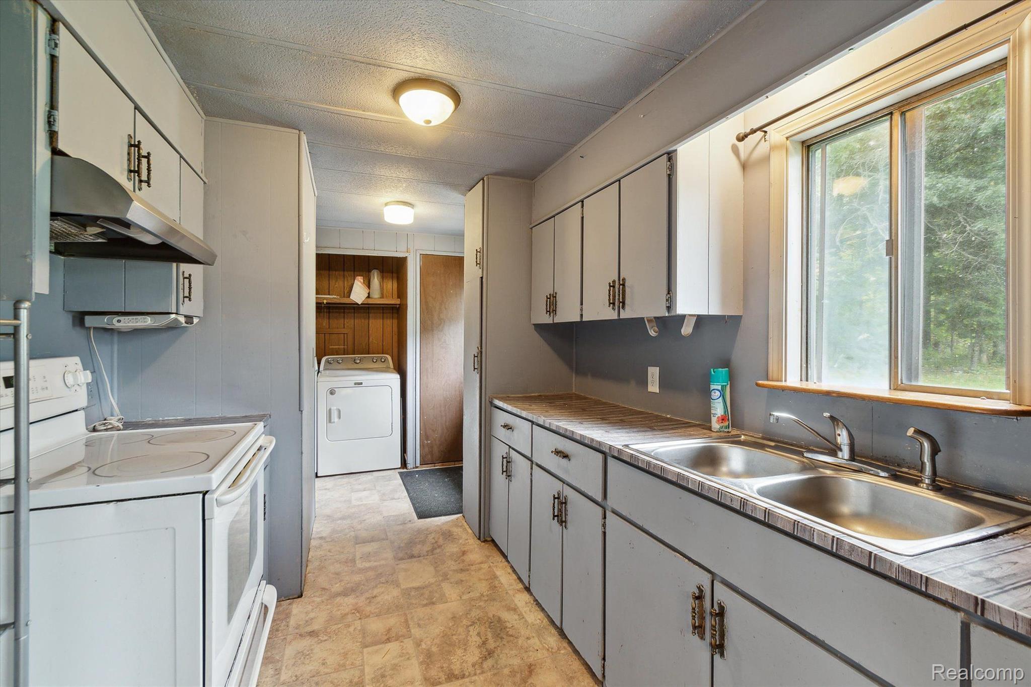 4925 Dixon Road Caro, MI 48723 - Photo 15 of 40 Gallery Image 15