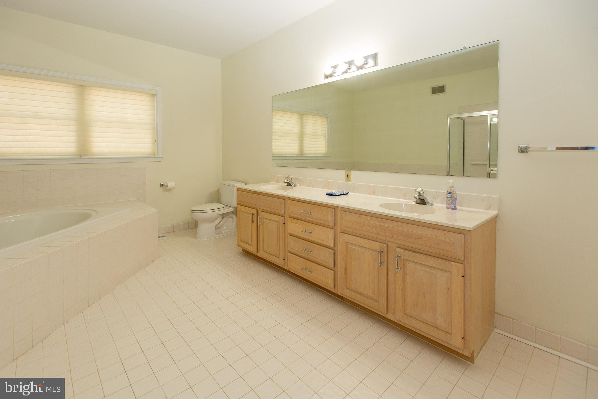 4046 Township Line Road Collegeville, PA 19426 - Photo 29 of 49 2nd Full Bath on First Floor shared bed 2 & 3