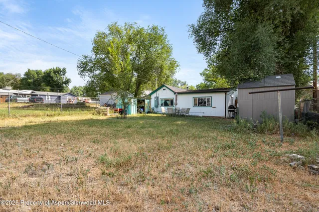 $325,000 | 751 Park Avenue, Rifle, CO 81650