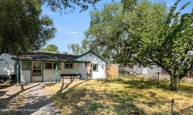 $325,000 | 751 Park Avenue, Rifle, CO 81650