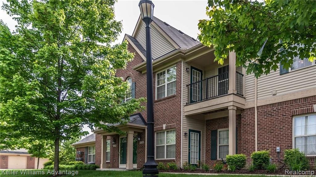 11790 Farmington Road Livonia, MI 48150 - Photo 2 of 32