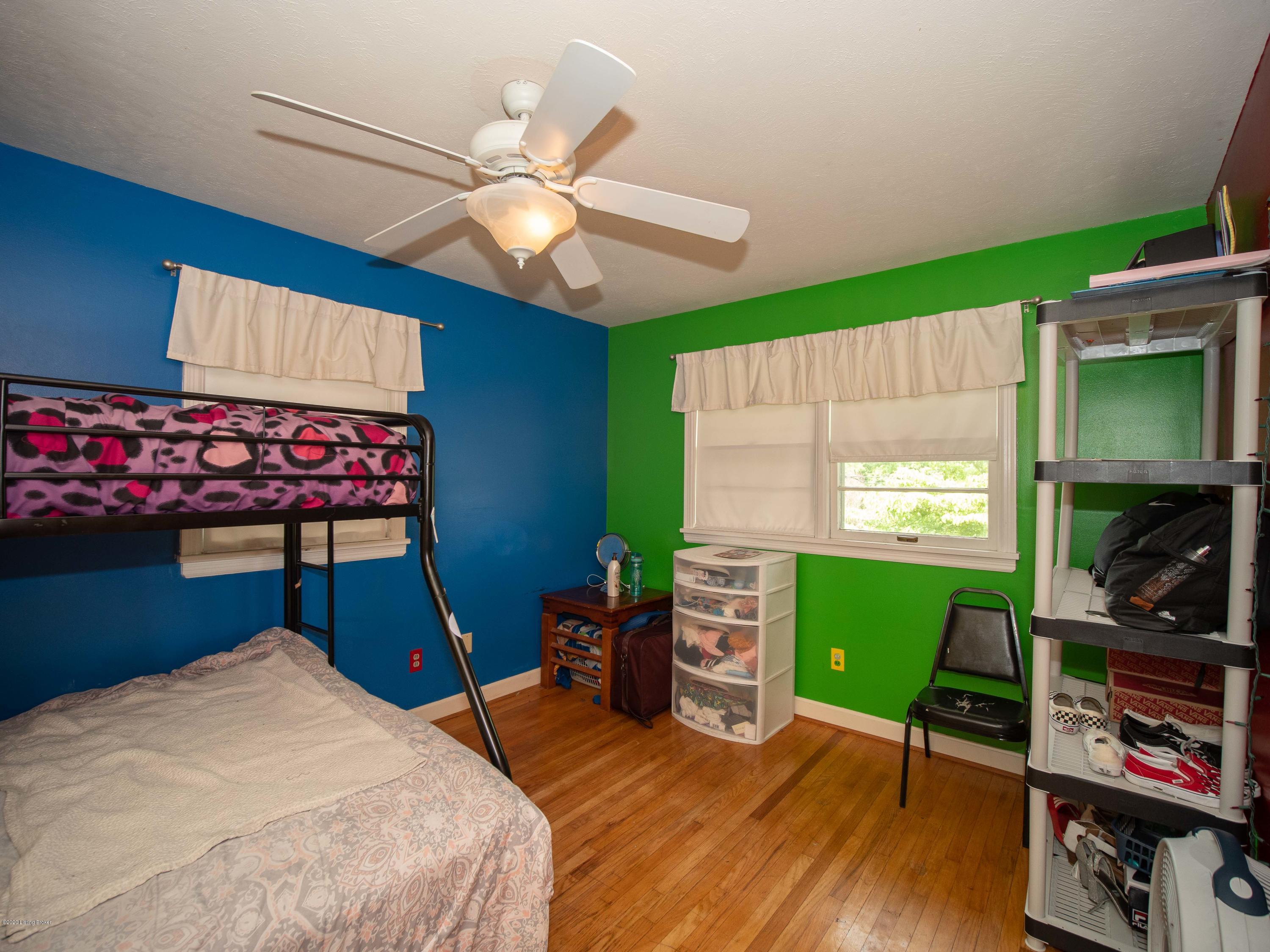6803 Fernhaven Road Louisville, KY 40228 - Photo 18 of 50 6303 Fernhaven Road (38 of 72)