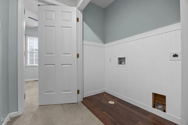 a view of empty room