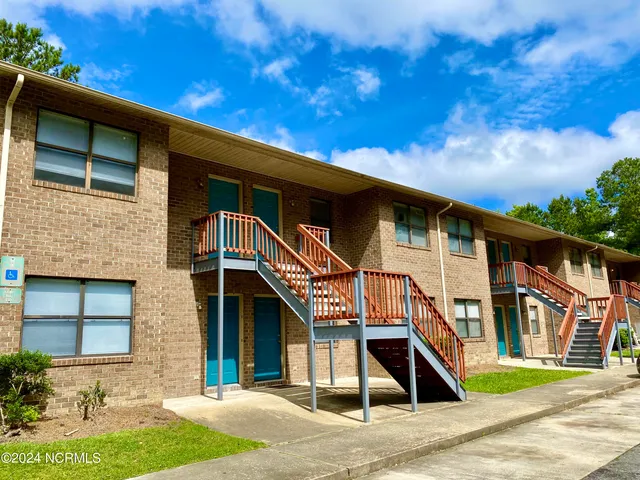$775 | 1008 Peed Drive, Unit 11, Greenville, NC 27834