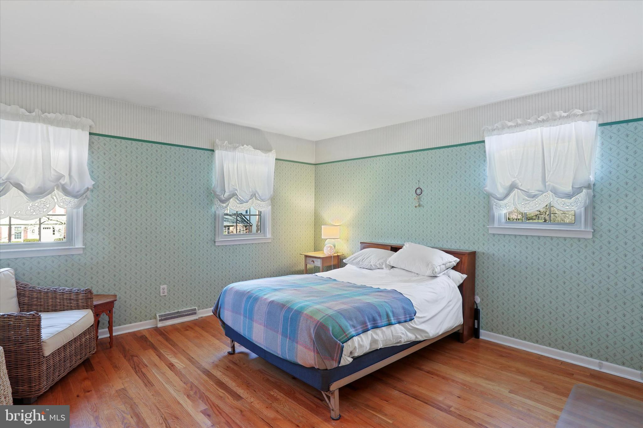 343 Richard Road Yardley, PA 19067 - Photo 21 of 32 Gallery Image 21