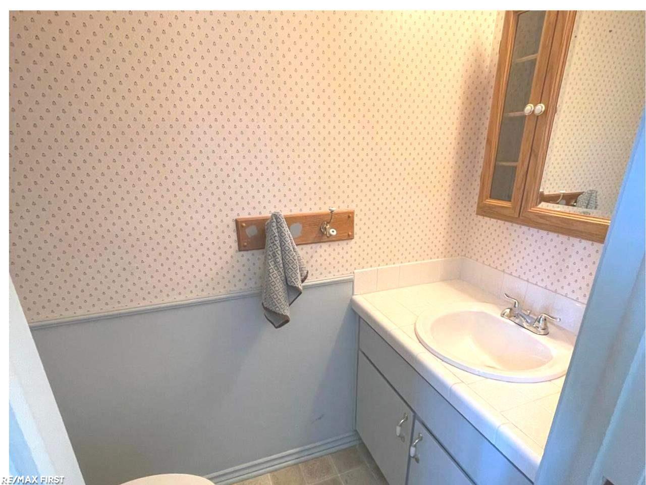 125 Cuttle Road, Unit 35 Marysville, MI 48040 - Photo 11 of 20 1/2 Bath