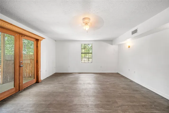 a view of empty room with window