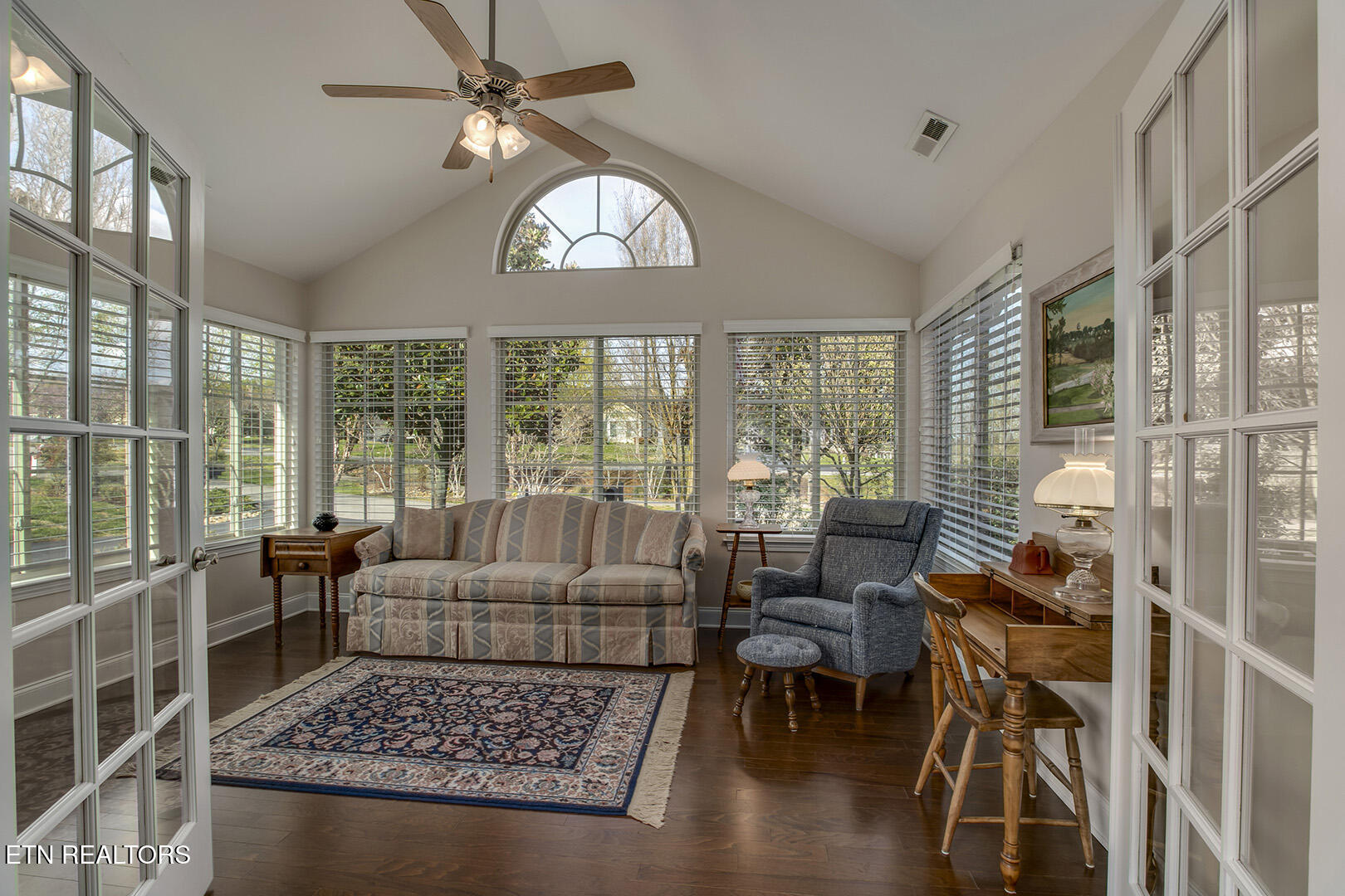 811 Pryse Farm Boulevard Knoxville, TN 37934 - Photo 12 of 42 12_PryseFarmBlvd_811_SunRoom01