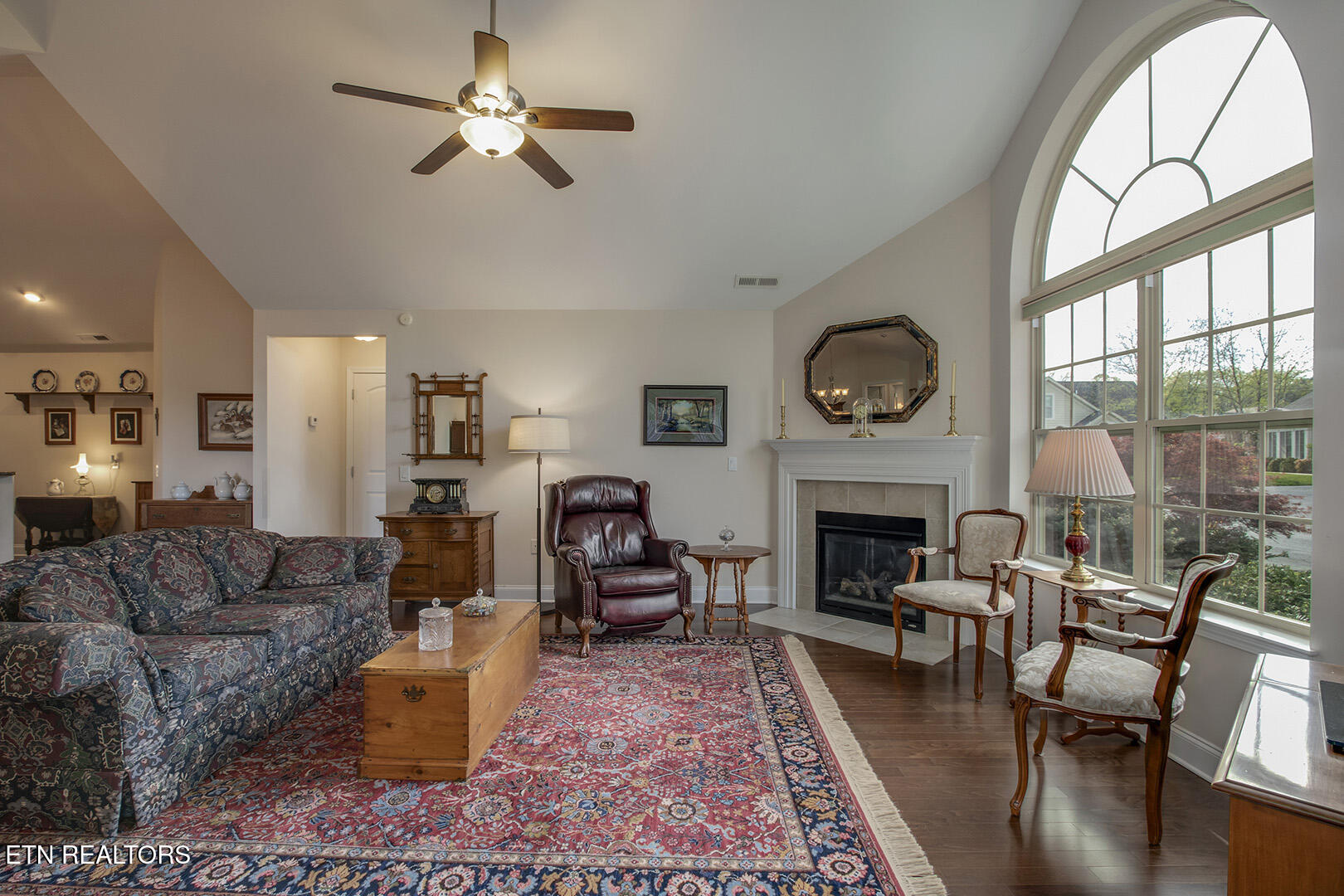 811 Pryse Farm Boulevard Knoxville, TN 37934 - Photo 14 of 42 14_PryseFarmBlvd_811_Living04