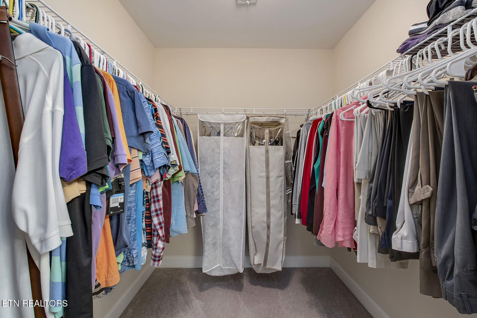 811 Pryse Farm Boulevard Knoxville, TN 37934 - Photo 31 of 42 31_PryseFarmBlvd_811_MasterCloset