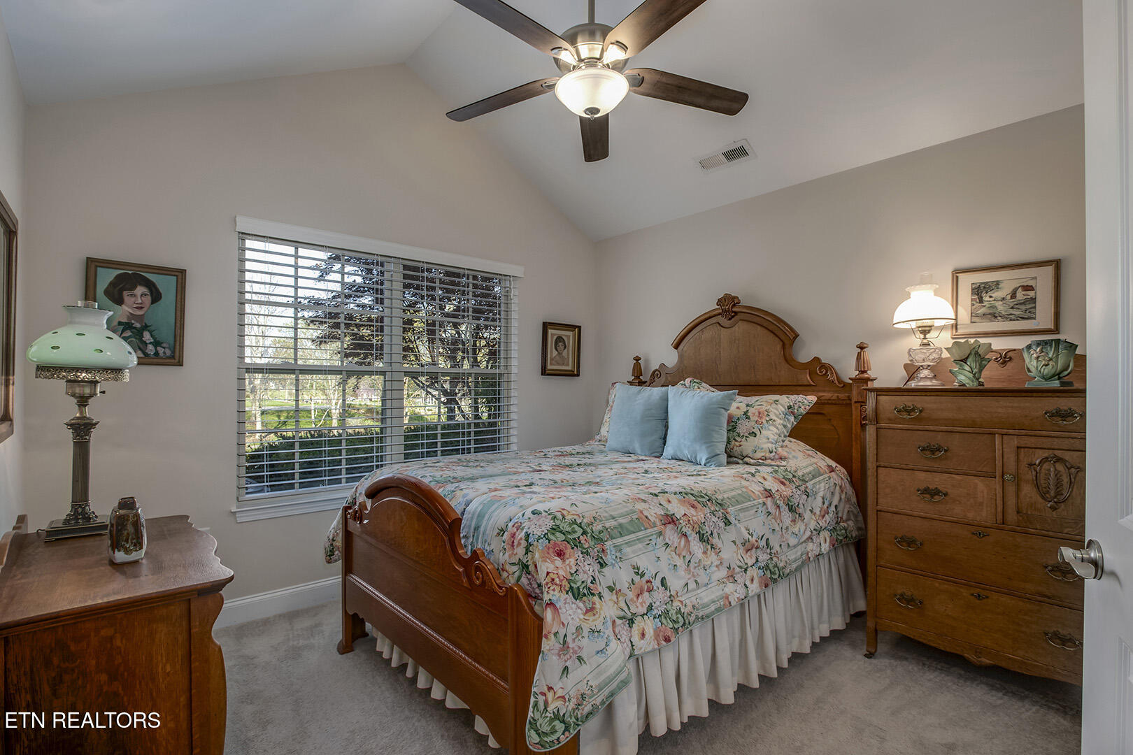 811 Pryse Farm Boulevard Knoxville, TN 37934 - Photo 39 of 42 39_PryseFarmBlvd_811_Bedroom2_01