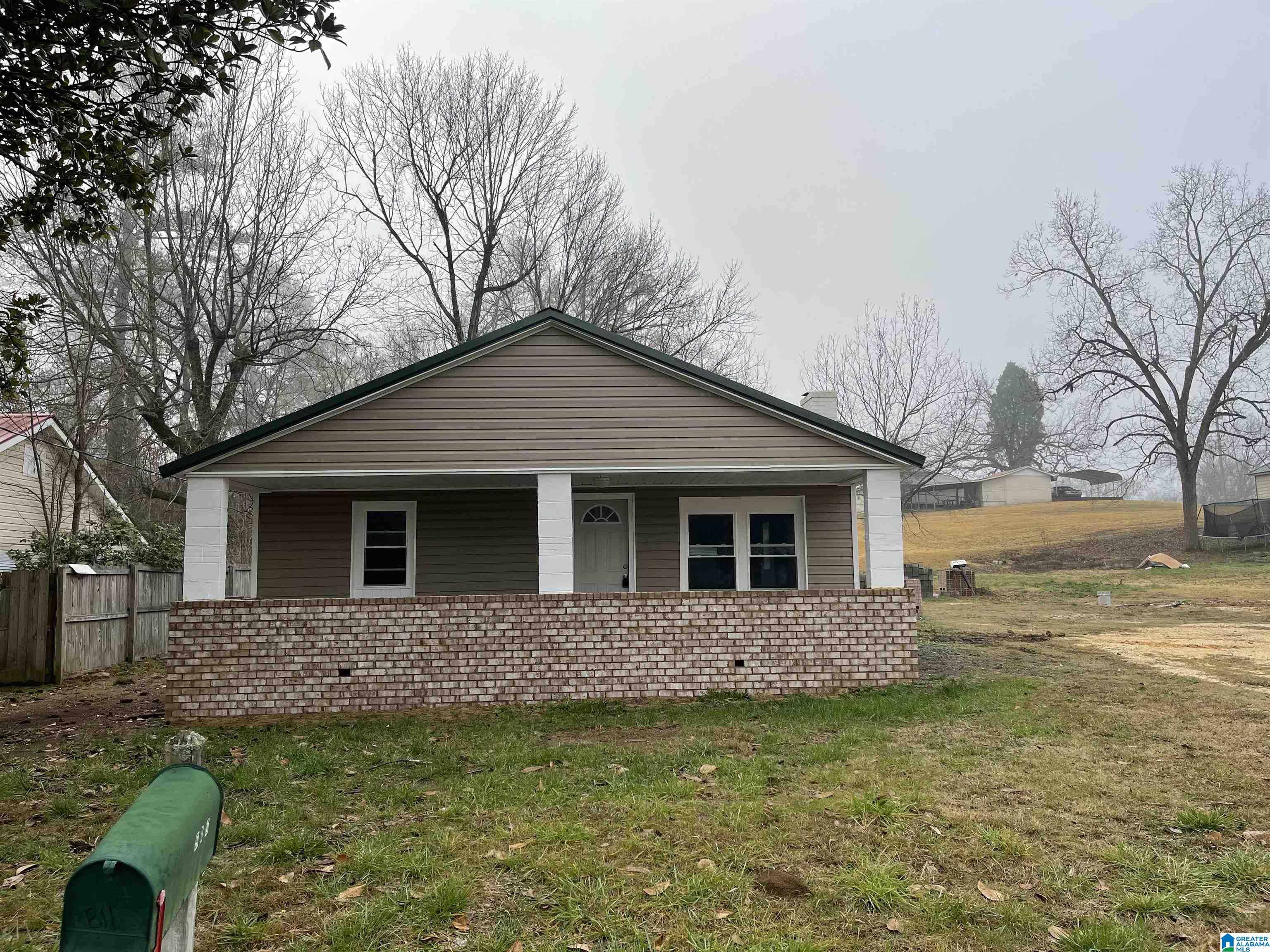 810 3rd Avenue Ragland, AL 35131 - Photo 1 of 4