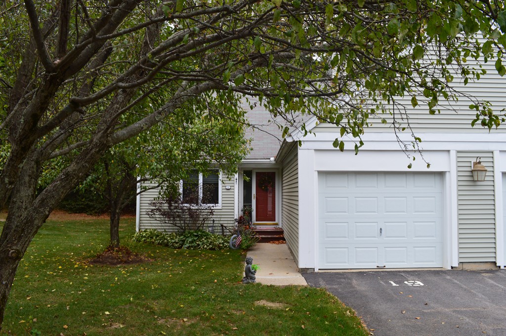 19 Stone Ridge Road, Unit 19 Franklin, MA 02038 - Photo 1 of 24 Gallery Image 1