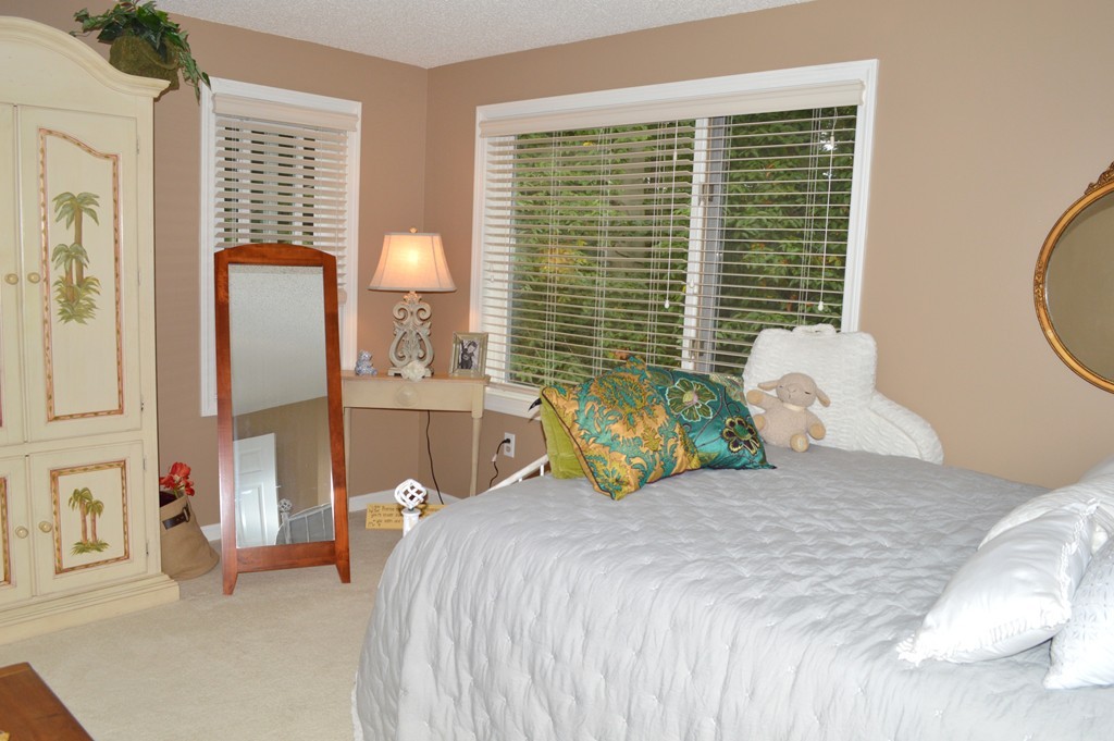 19 Stone Ridge Road, Unit 19 Franklin, MA 02038 - Photo 17 of 24 Gallery Image 17