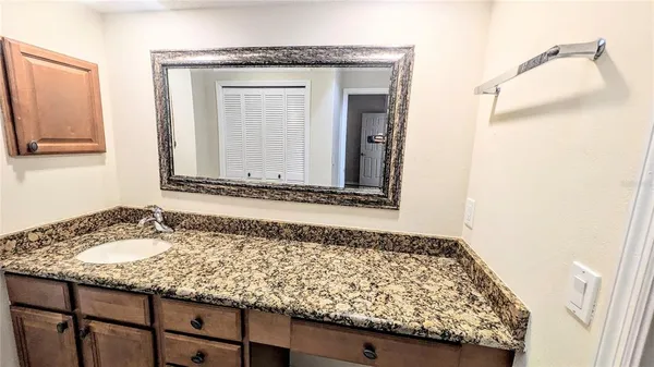 $2,395 | 7805 Pine Trace Drive, Unit 18, Sarasota, FL 34243