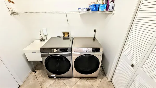 $2,395 | 7805 Pine Trace Drive, Unit 18, Sarasota, FL 34243