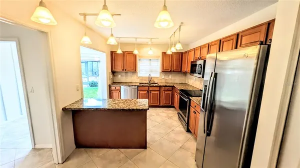 $2,395 | 7805 Pine Trace Drive, Unit 18, Sarasota, FL 34243