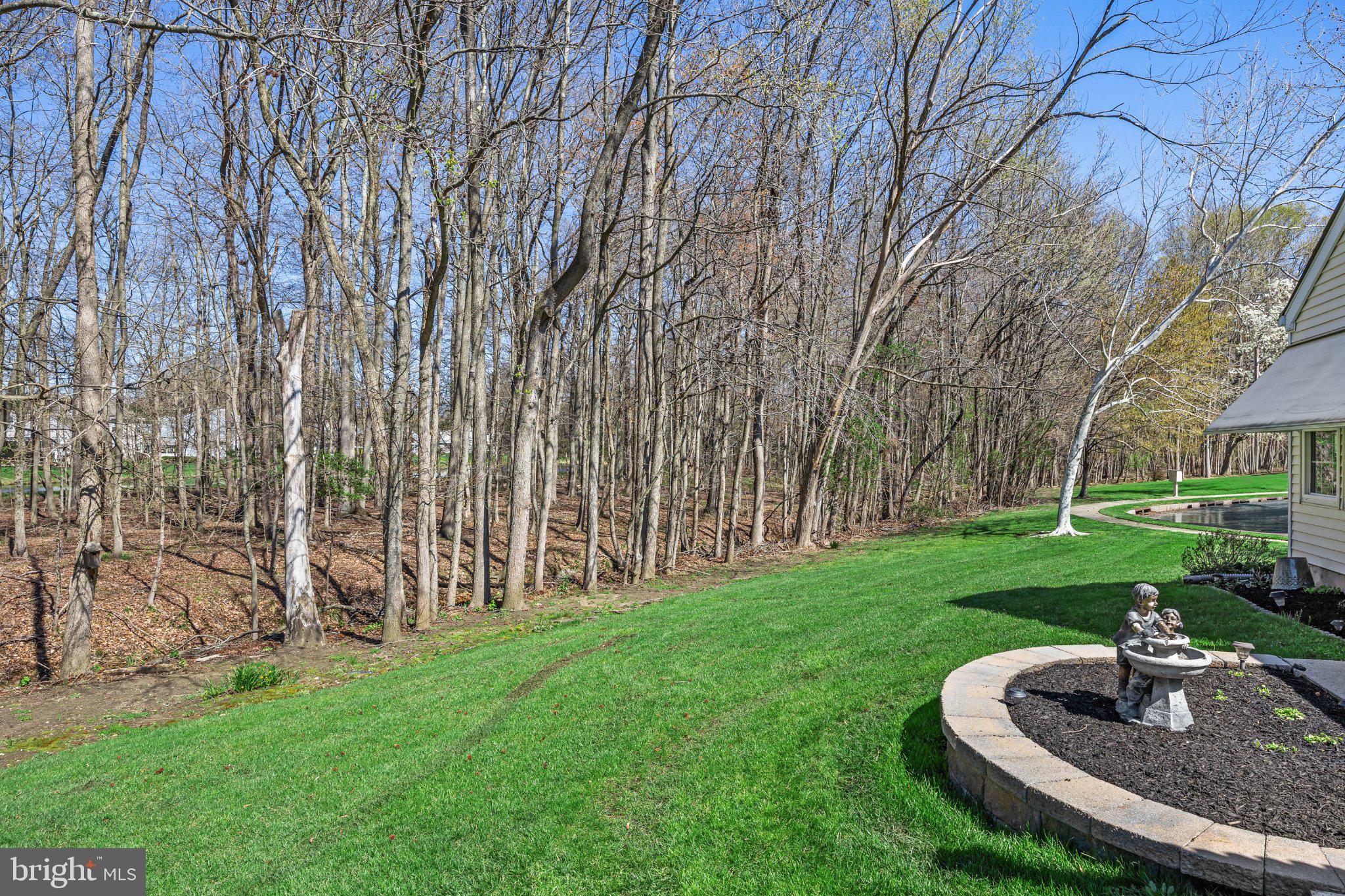 11 Bittersweet Place Mount Laurel, NJ 08054 - Photo 32 of 34 a garden view with a seating space