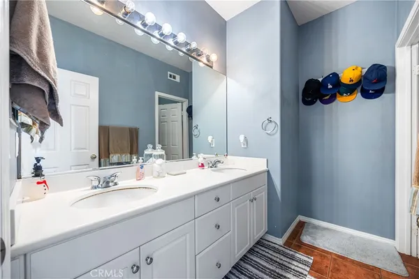 $689,900 | 40755 Knollwood Court, Palmdale, CA 93551