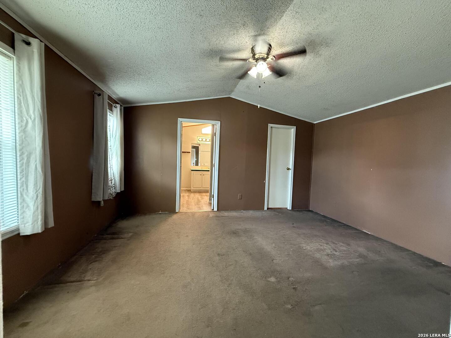 723 Kayroe Road Adkins, TX 78101 - Photo 12 of 43