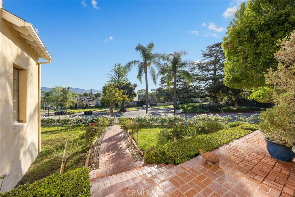 537 Cumberland Road Glendale, CA 91202 - Photo 16 of 74