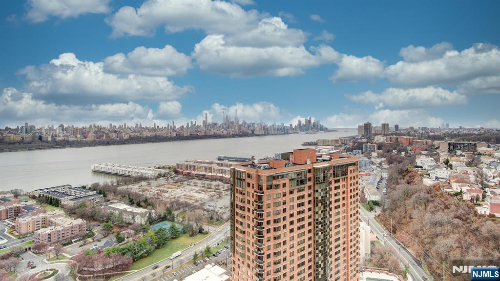 250 Gorge Road, Unit 28D Cliffside Park, NJ 07010 - Photo 14 of 40