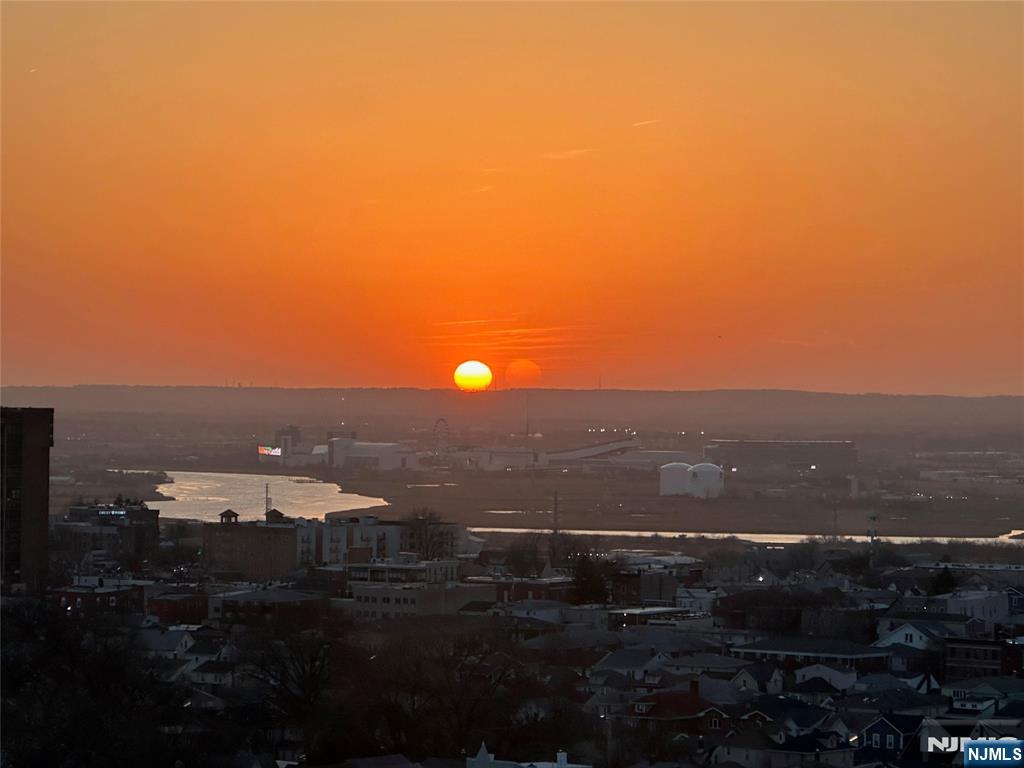 250 Gorge Road, Unit 28D Cliffside Park, NJ 07010 - Photo 15 of 40