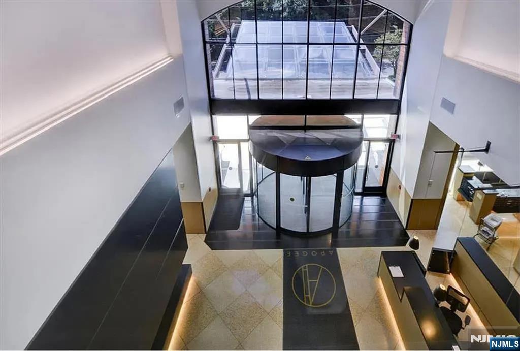 250 Gorge Road, Unit 28D Cliffside Park, NJ 07010 - Photo 29 of 40