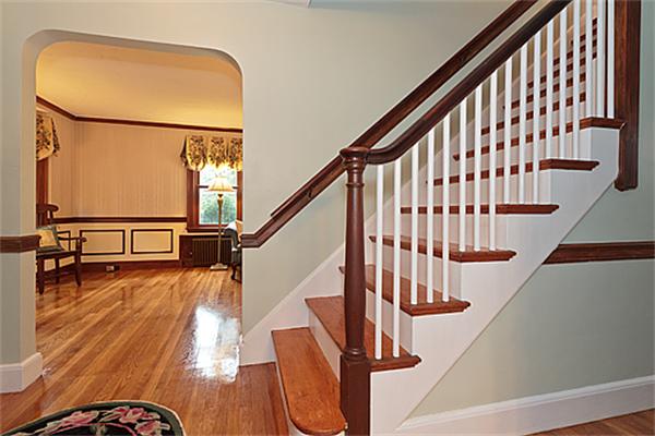 103 Glenburn Road Arlington, MA 02476 - Photo 8 of 20 Gallery Image 8
