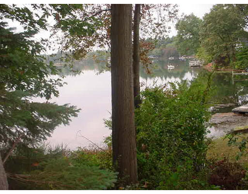 53 Pequot Point Road Westfield, MA 01085 - Photo 3 of 7