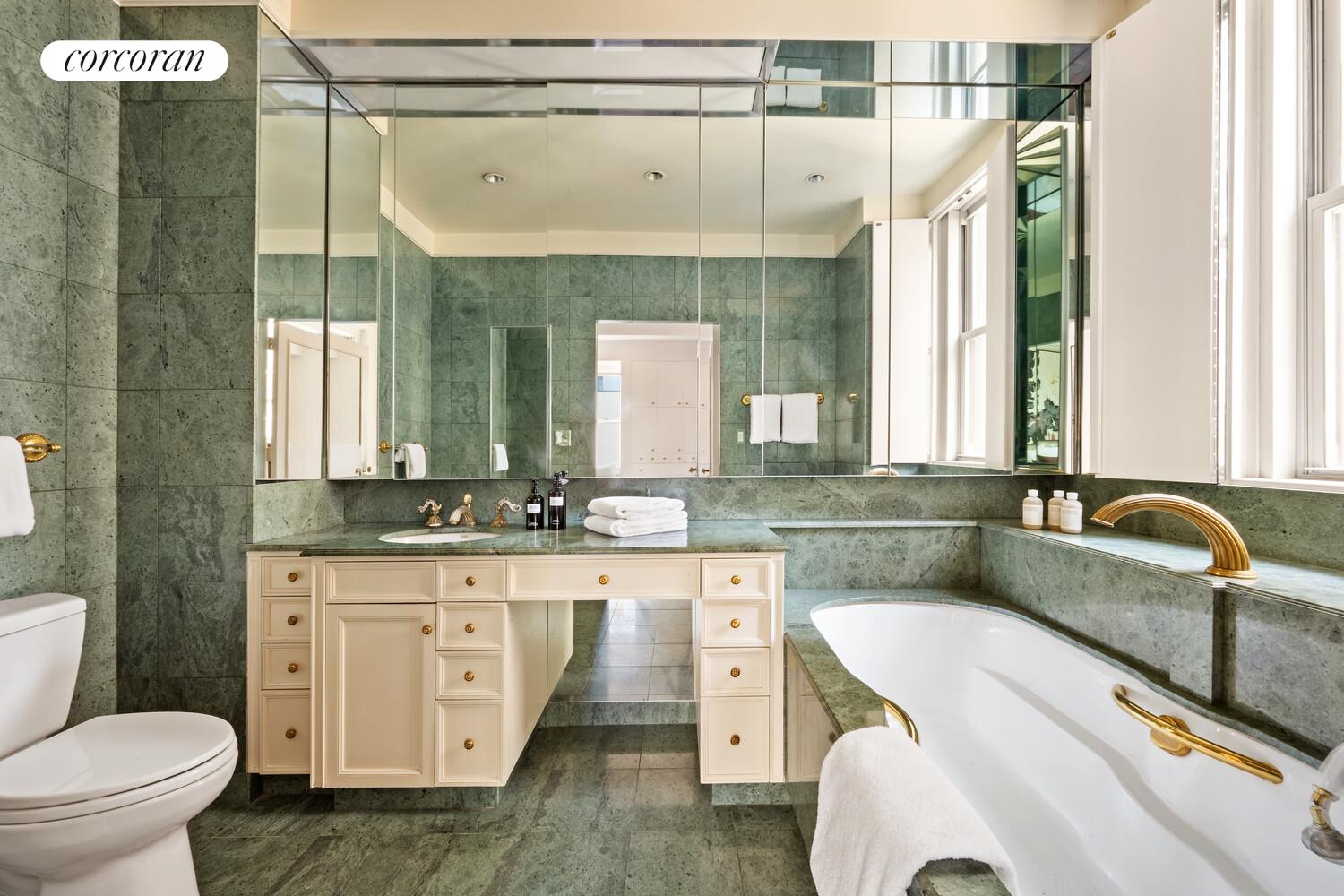 33 East 70th Street, Unit 5E Manhattan, NY 10021 - Photo 10 of 11