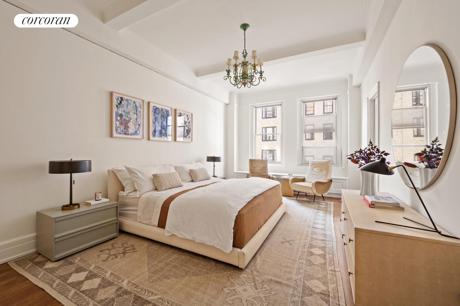 33 East 70th Street, Unit 5E Manhattan, NY 10021 - Photo 7 of 11