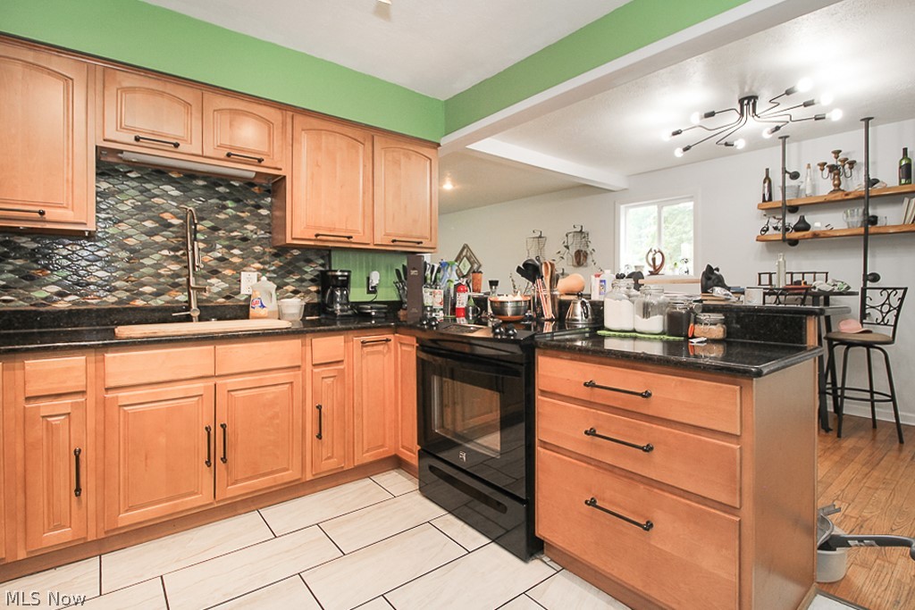 8398 Valley View Road Macedonia, OH 44056 - Photo 4 of 22 Gallery Image 4