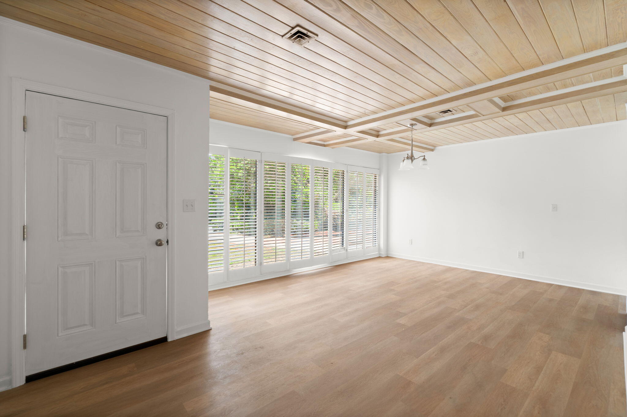 279 Perryclear Street Orangeburg, SC 29115 - Photo 5 of 38 5