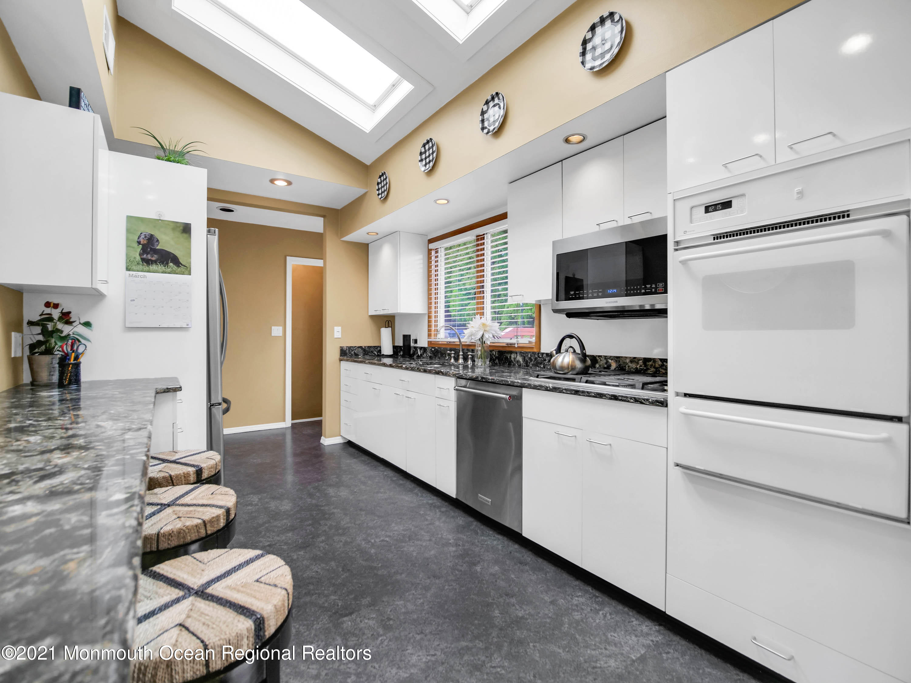 2553 Summit Road Manasquan, NJ 08736 - Photo 16 of 49 43