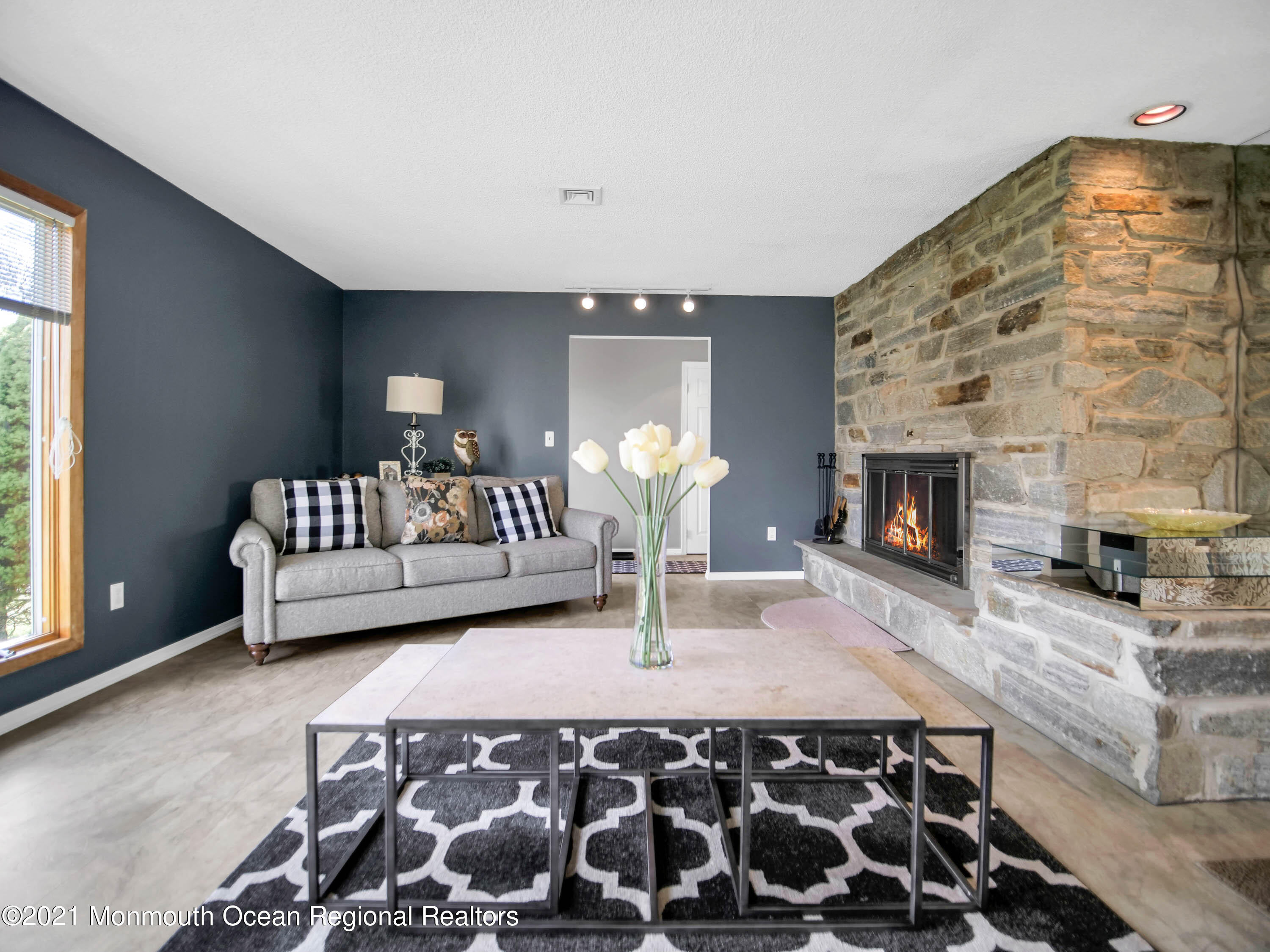 2553 Summit Road Manasquan, NJ 08736 - Photo 8 of 49 38