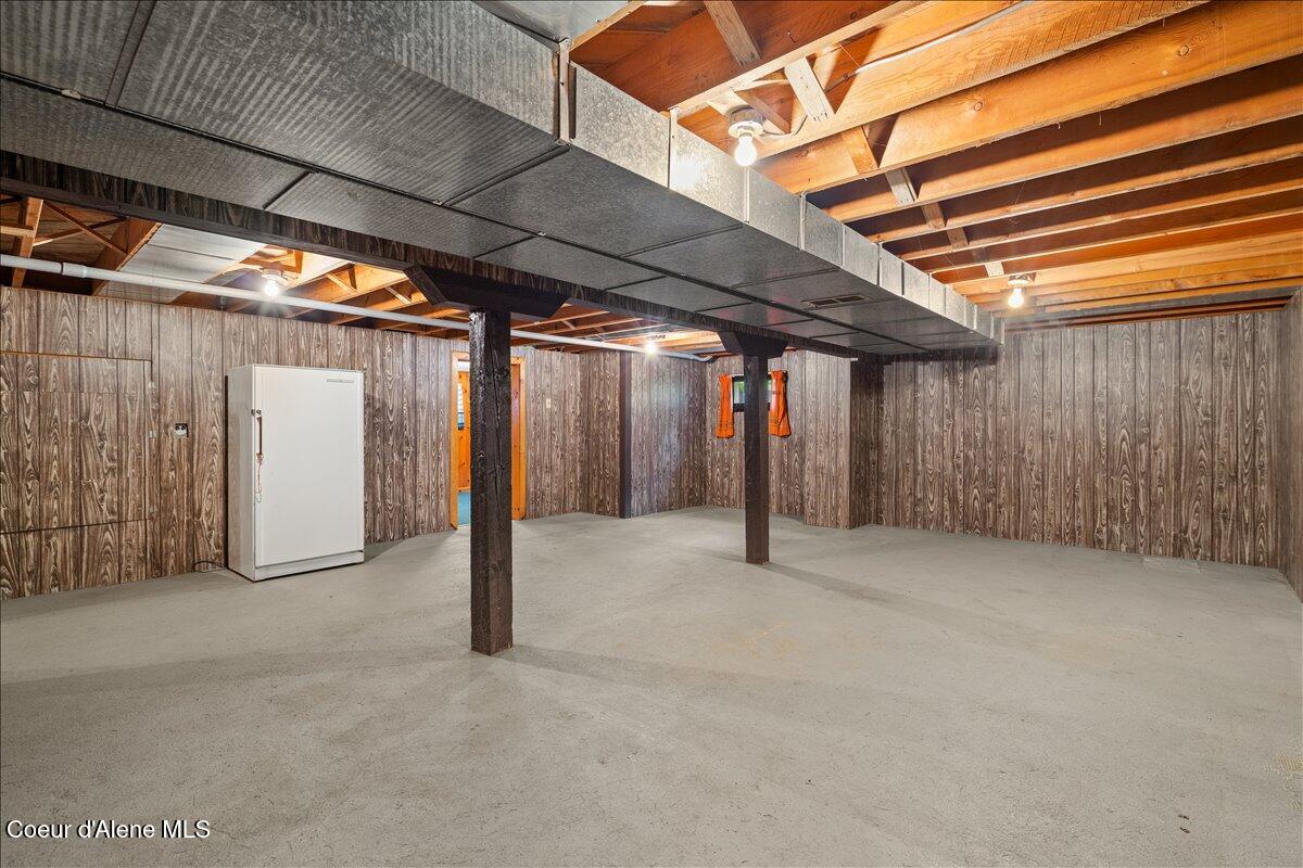 2122 Nine Mile Road, Unit B Wallace, ID 83873 - Photo 26 of 42 25-Basement