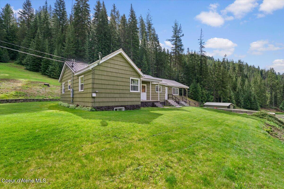 2122 Nine Mile Road, Unit B Wallace, ID 83873 - Photo 4 of 42 03-Front of home