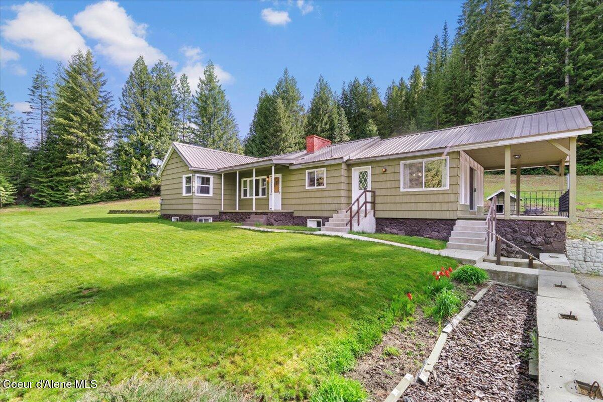 2122 Nine Mile Road, Unit B Wallace, ID 83873 - Photo 5 of 42 04-Front of home