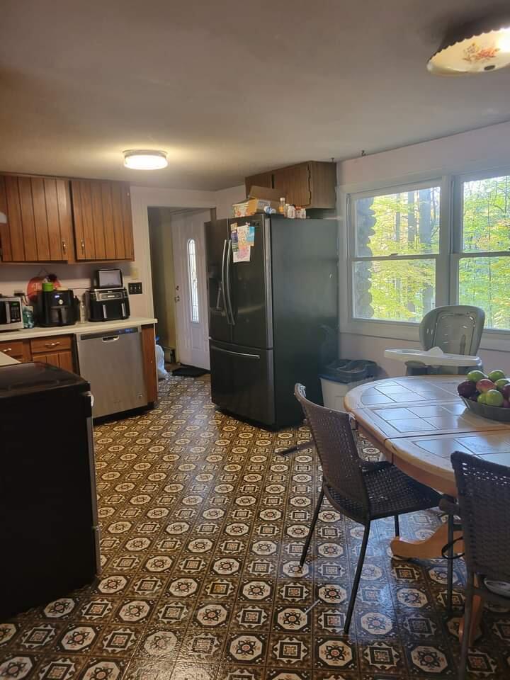 294 Vassalboro Road China, ME 04358 - Photo 7 of 25 Kitchen 102422