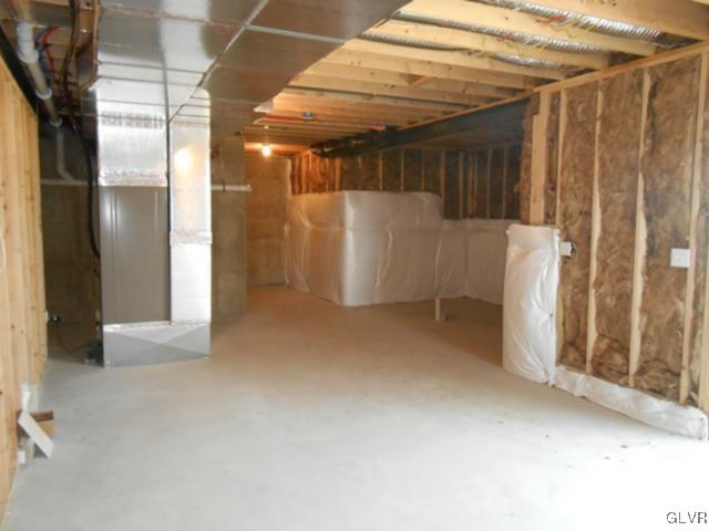 1224 Miller Road, Unit 25 Wind Gap, PA 18091 - Photo 21 of 24 Gallery Image 21