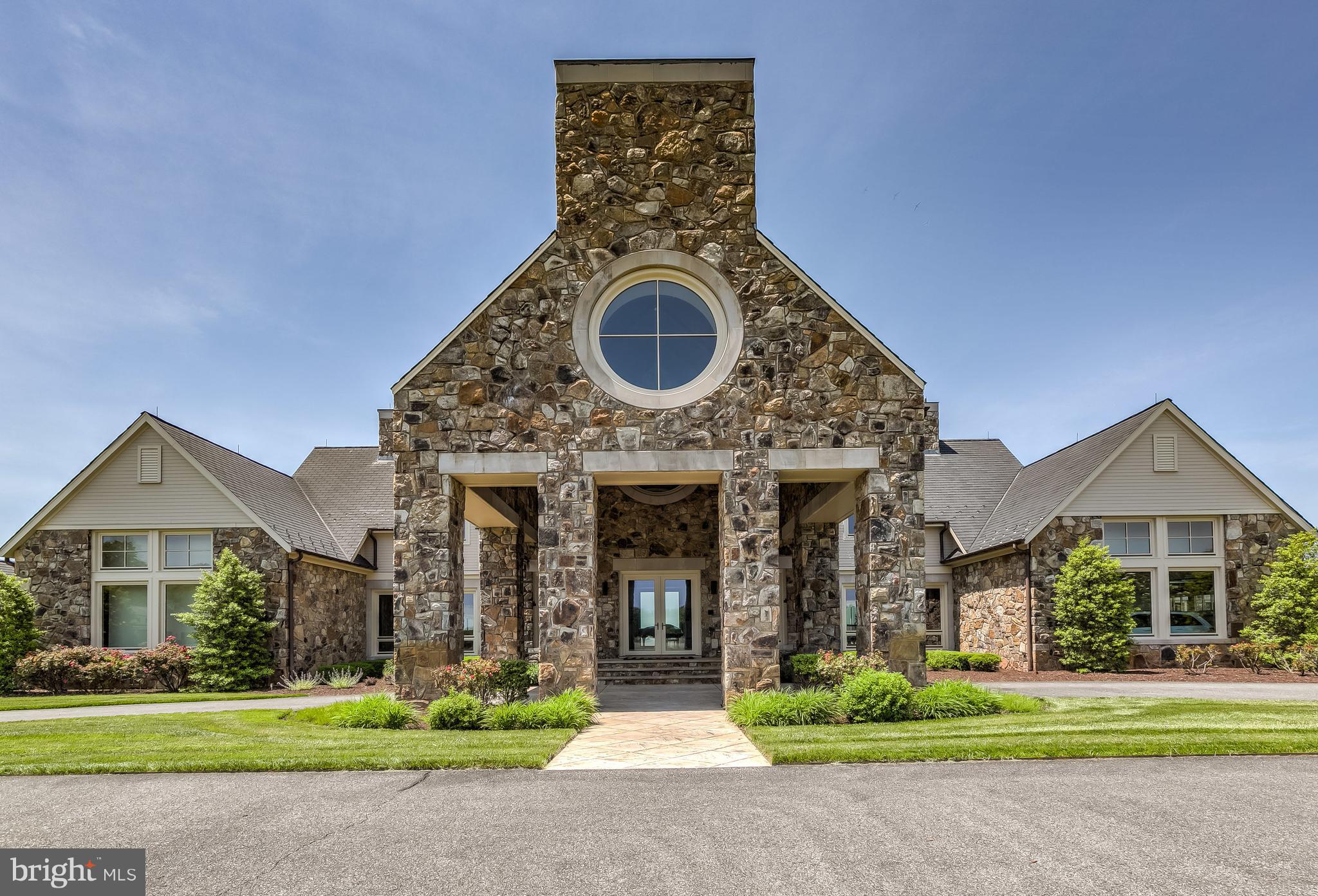 7402 Kent Point Road Stevensville, MD 21666 - Photo 124 of 134 Front elevation of main estate