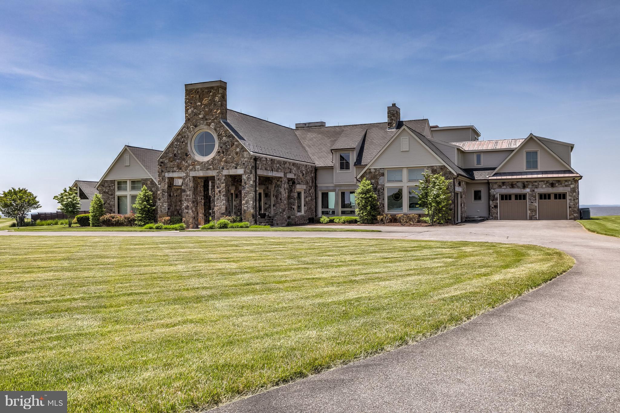 7402 Kent Point Road Stevensville, MD 21666 - Photo 125 of 134 View of estate from circle driveway