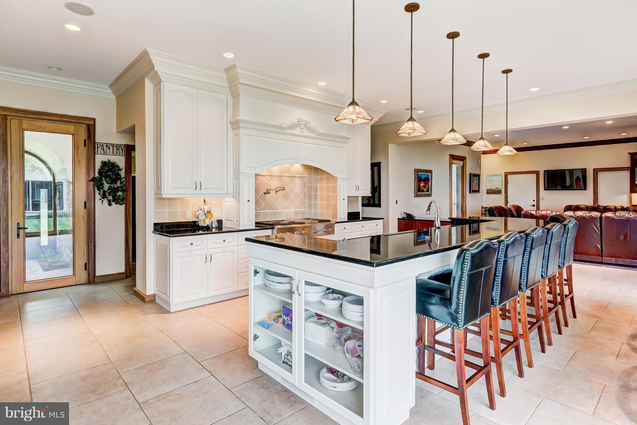 7402 Kent Point Road Stevensville, MD 21666 - Photo 34 of 134 Seating for all at the breakfast bar/island